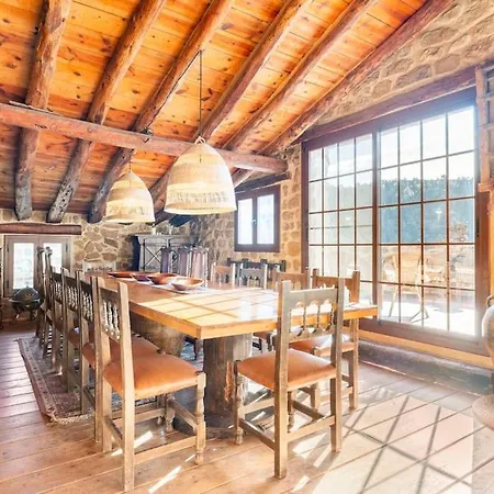 Casa rural Miqueló: Casa Familiar Rústica *